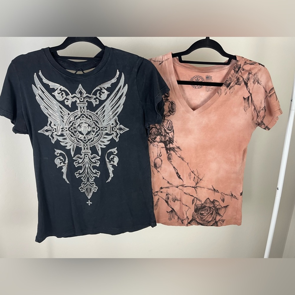 Women’s affliction tshirt bundle size small